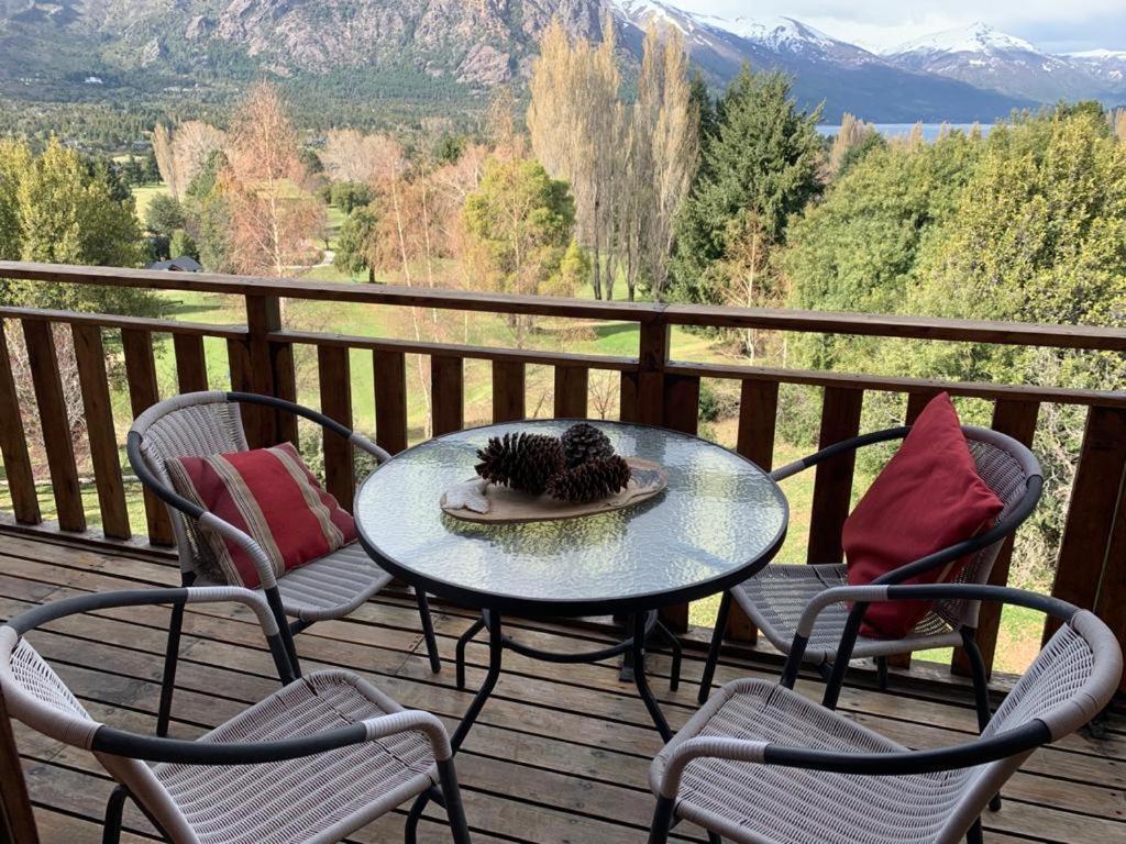 Arelauquen Bungalows & Suites San Carlos de Bariloche Eksteriør billede