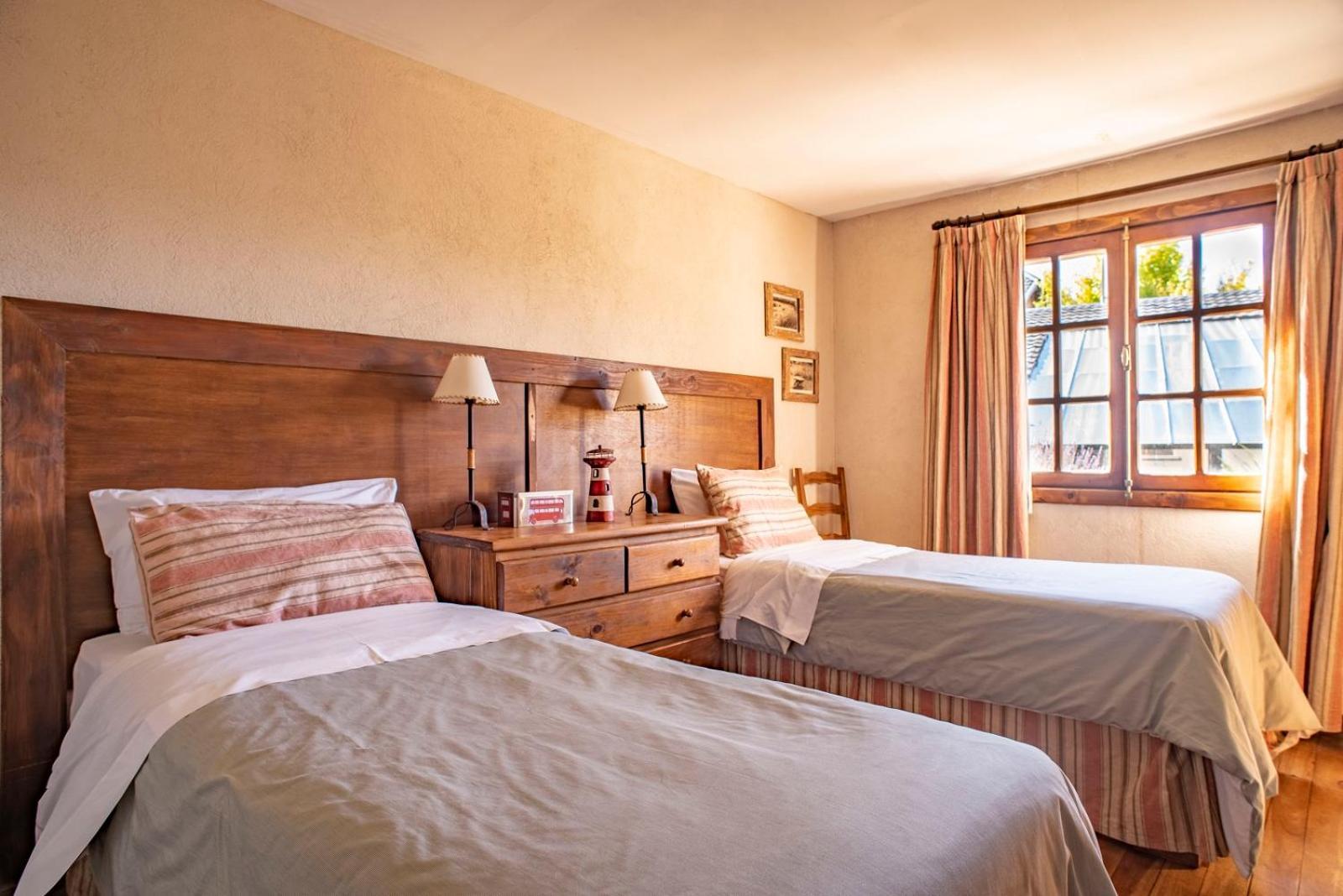 Arelauquen Bungalows & Suites San Carlos de Bariloche Eksteriør billede