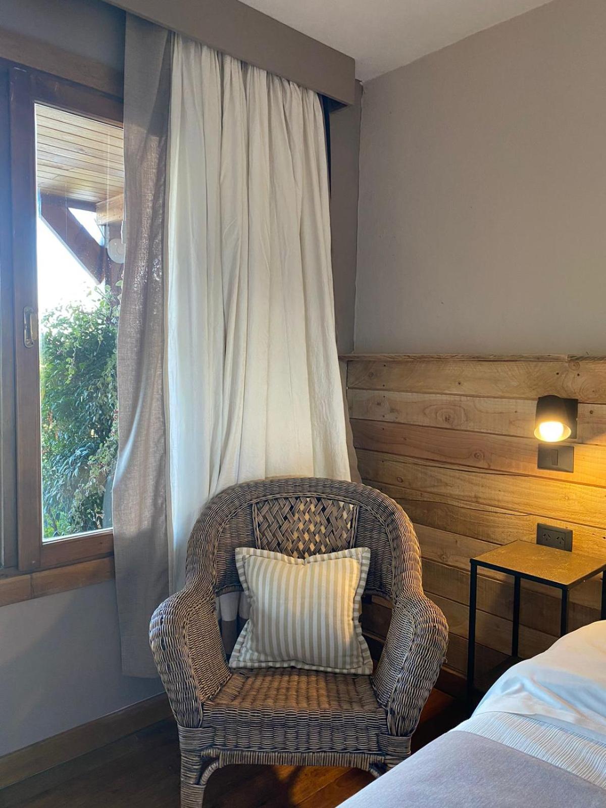 Arelauquen Bungalows & Suites San Carlos de Bariloche Eksteriør billede
