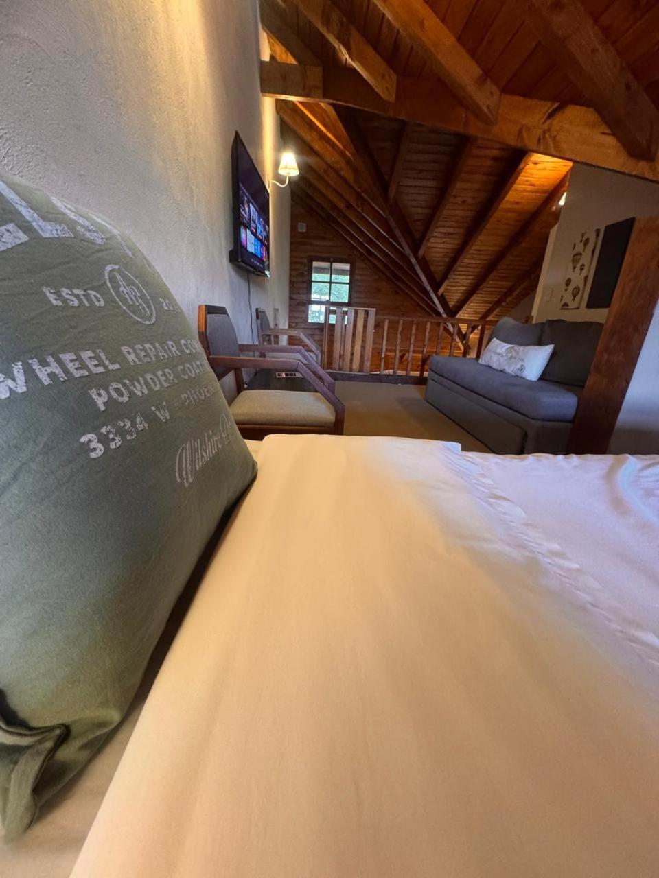 Arelauquen Bungalows & Suites San Carlos de Bariloche Eksteriør billede