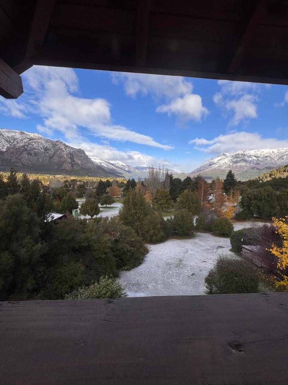Arelauquen Bungalows & Suites San Carlos de Bariloche Eksteriør billede