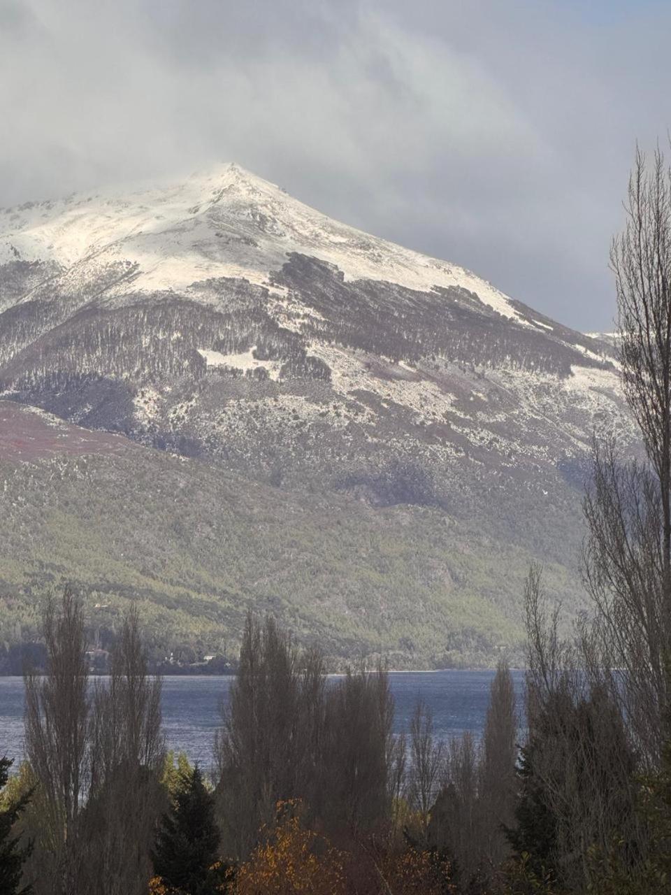 Arelauquen Bungalows & Suites San Carlos de Bariloche Eksteriør billede