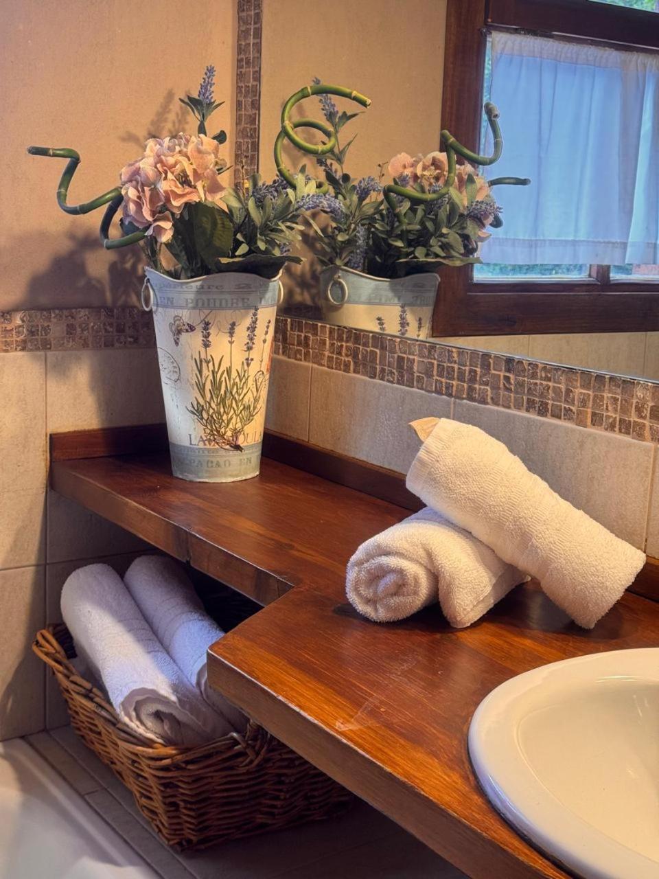 Arelauquen Bungalows & Suites San Carlos de Bariloche Eksteriør billede